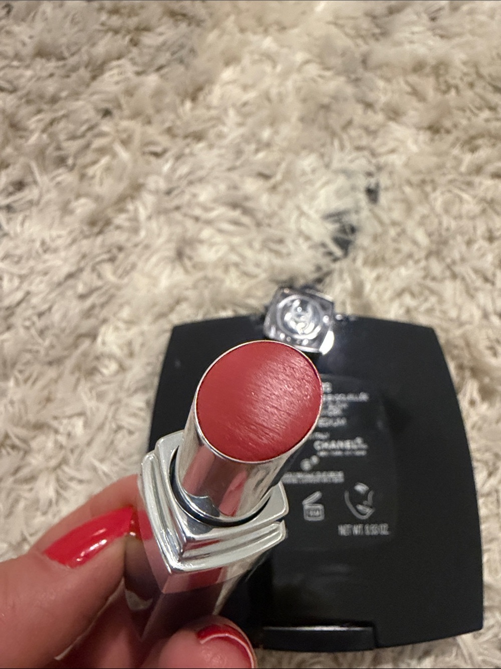 CHANEL Bronzing Powder Compact — Warm Brown Glow and two lipstics - Picture 6 of 7